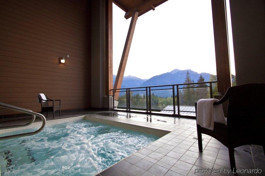 Owners Suite At Rmr Revelstoke Exterior photo